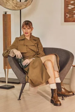 Alma Chunky Leather Chelsea Boot - Bordeuax